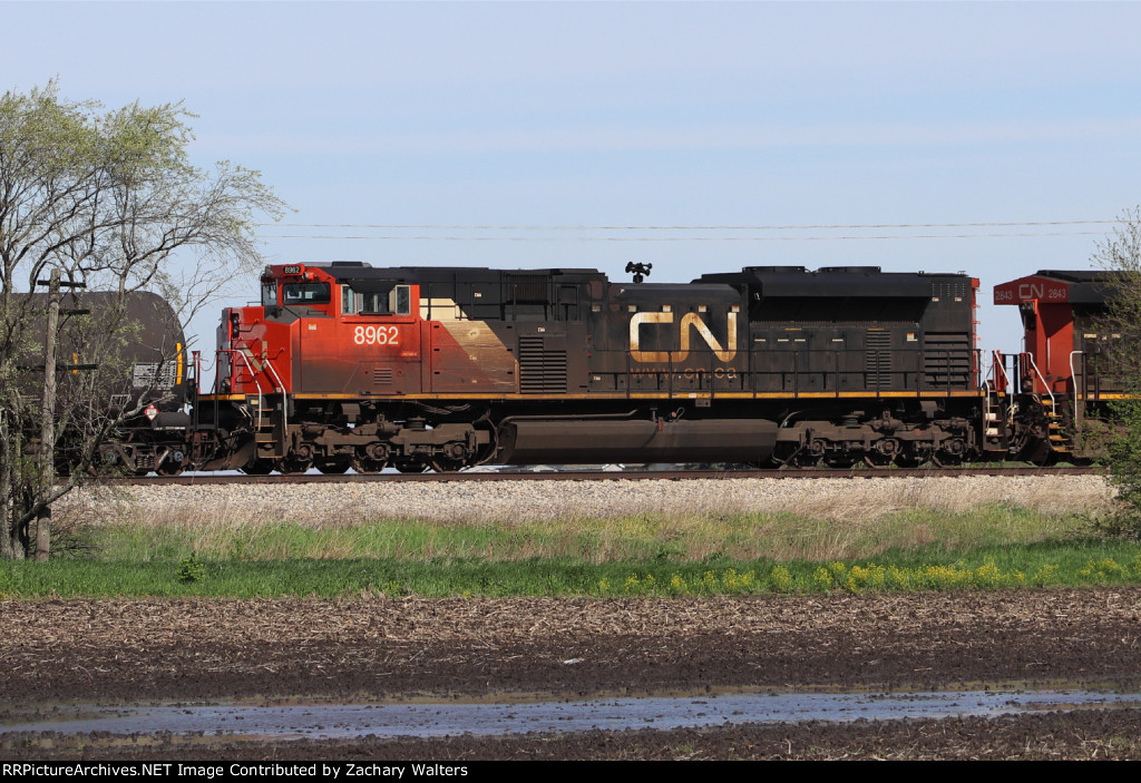 CN 8962